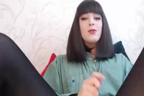 19yo Russian ladyboy Tugging Her large penis Online