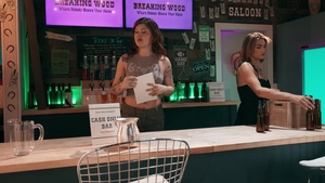 Trans Angels: Daisy & Kalli Splash King with Seduction